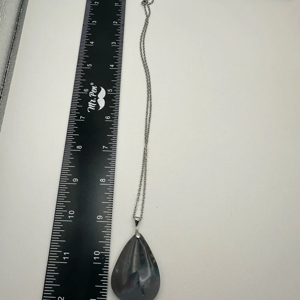 Purple Ocean Jasper Pendant Necklace - Picture 7 of 8